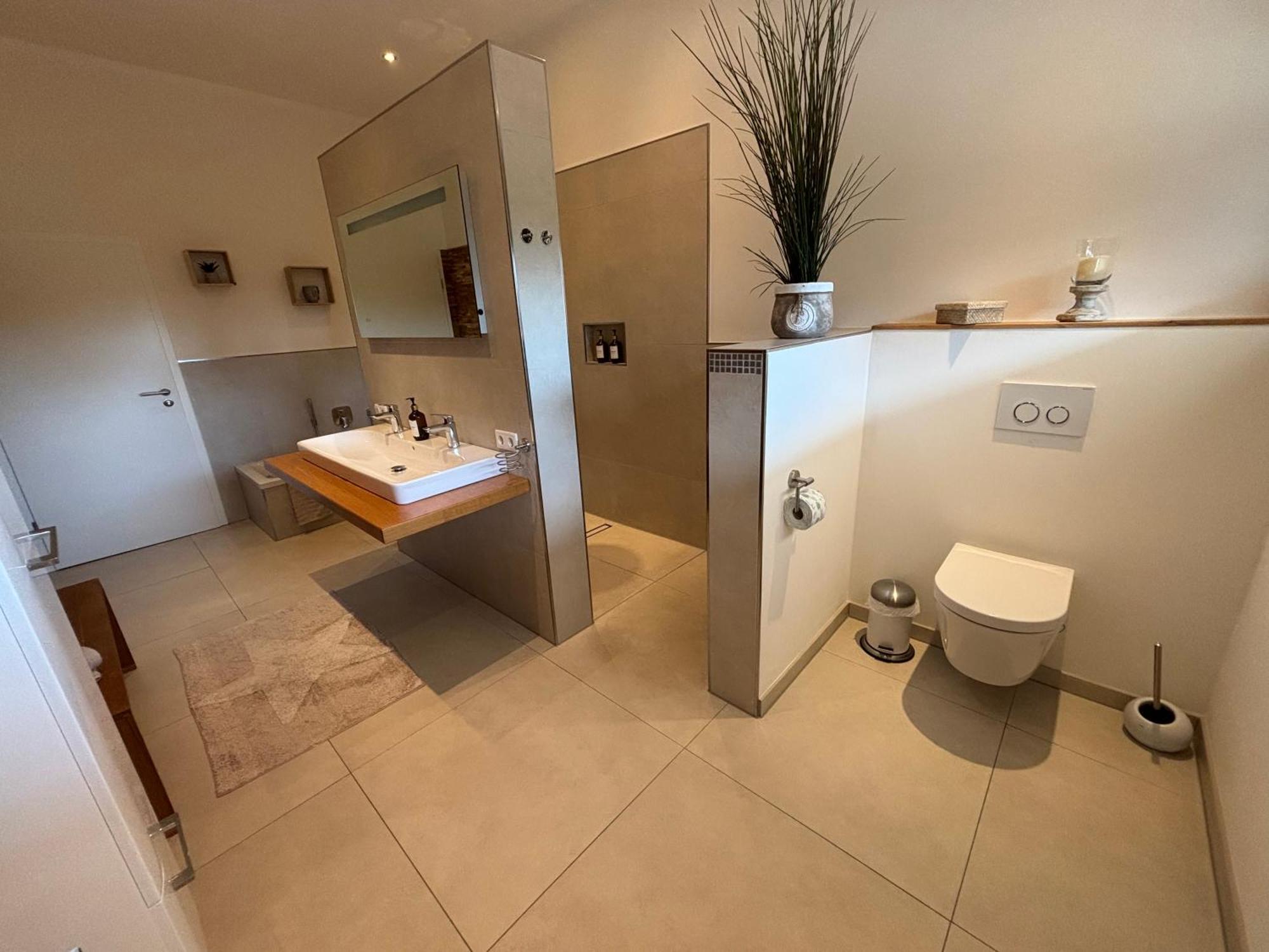 B&S-Apartment 100 Qm Neu Schlangen 外观 照片